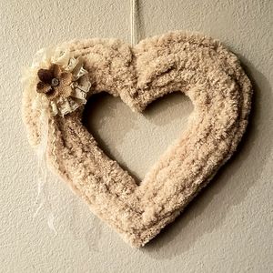 wreath heart decor